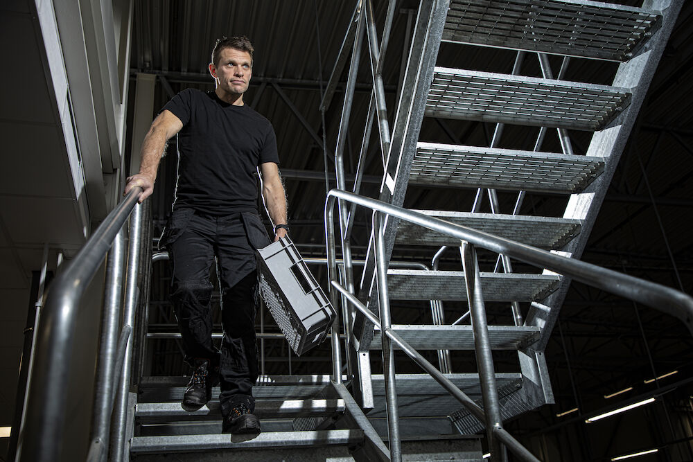 5570 STRETCHBROEK MET KNIEZAKKEN EN SPIJKERZAKKEN - Afbeelding 4