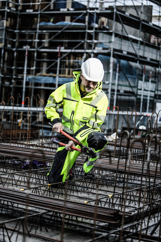 6506 SIGNALISATIEBROEK MET KNIEZAKKEN EN SPIJKERZAKKEN EN ISO 20471 KLASSE 2 - Afbeelding 2