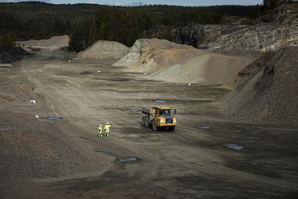 6424 GEVOERDE SIGNALISATIESOFTSHELL EN ISO 20471 KLASSE 3 DAMES - Afbeelding 16